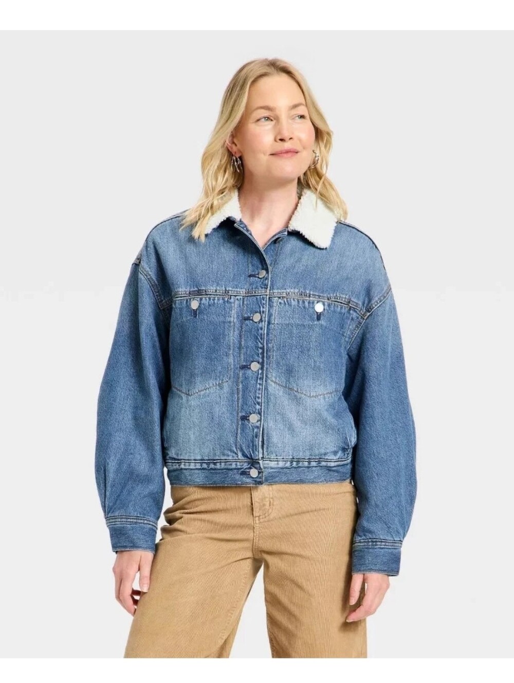 Universal Thread Women's Bubble Denim Jacket, Light Wash Size S